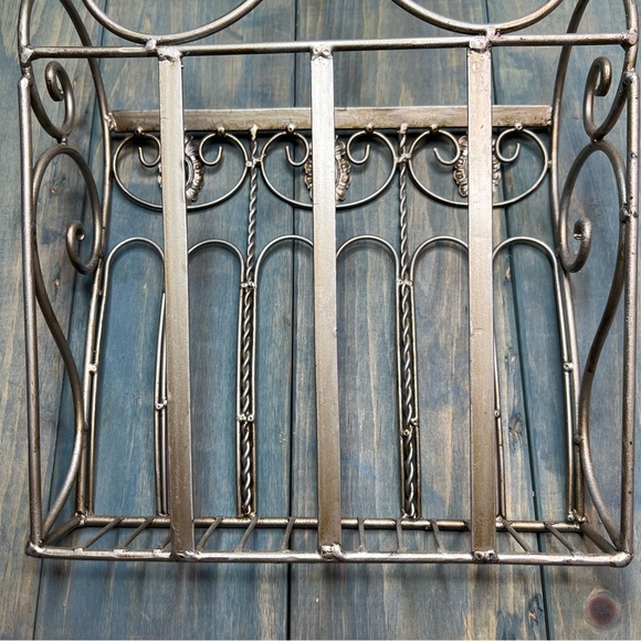 Vintage MCM Magazine Rack - Picture 8 of 15